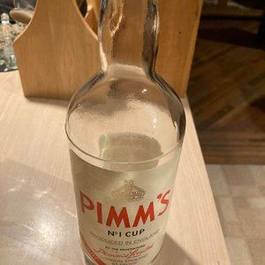 PIMMS No 1 CUP PIMMS LIMITED EMPTY QUART BOTTLE LIQUOR BOTTLE